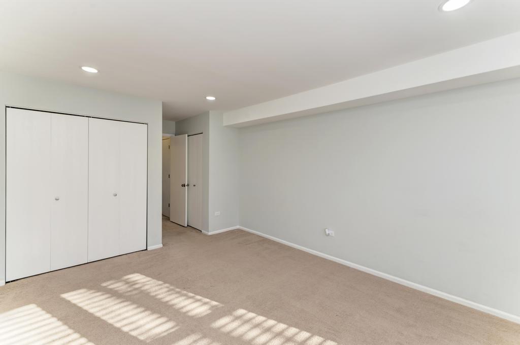 381 Pearson Circle Naperville, IL 60563 - Photo 11 of 43 a view of an empty room