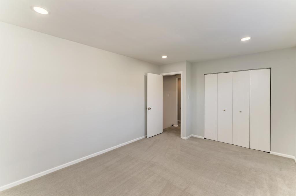 381 Pearson Circle Naperville, IL 60563 - Photo 14 of 43 a view of an empty room