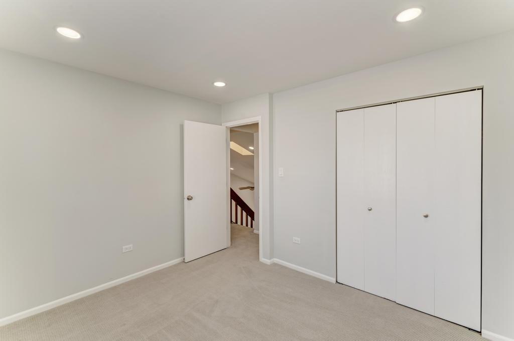381 Pearson Circle Naperville, IL 60563 - Photo 16 of 43 a view of an empty room
