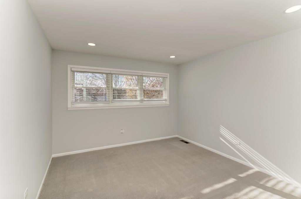 381 Pearson Circle Naperville, IL 60563 - Photo 18 of 43 an empty room with a window