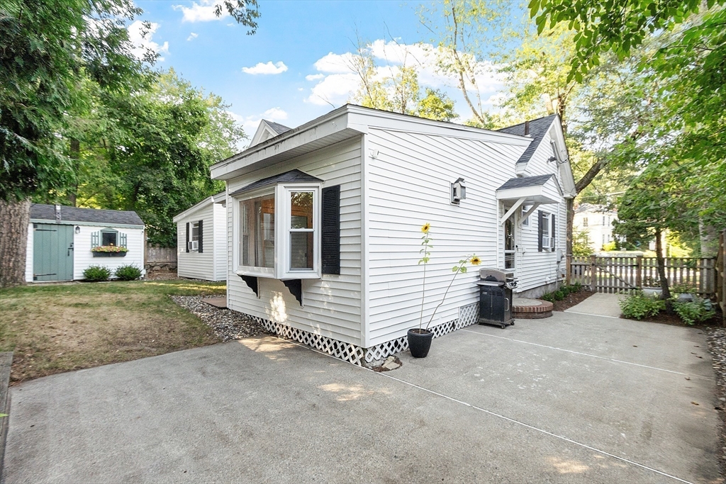 14 Clark Road Andover, MA 01810 - Photo 7 of 38 Gallery Image 7