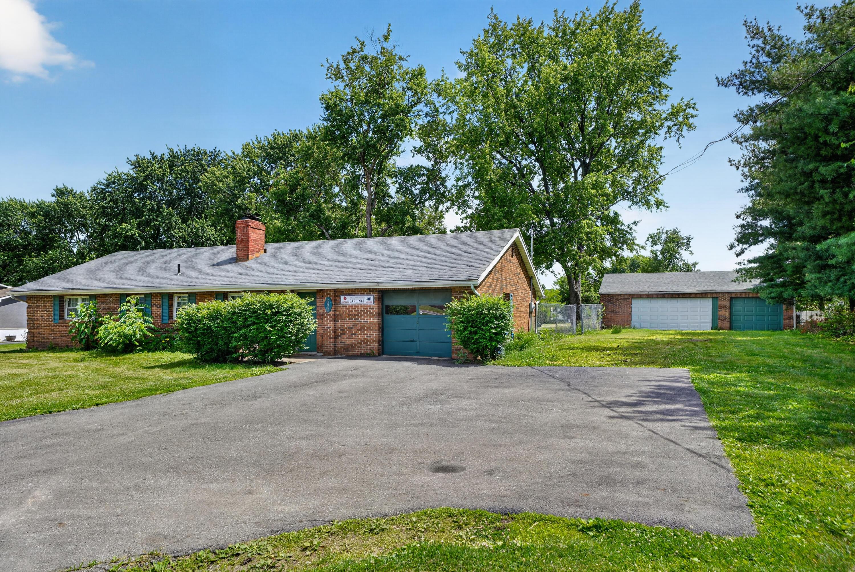 589 Park Road Columbus, OH 43085 - Photo 3 of 30