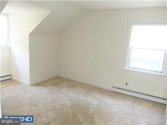 336 Pinecrest Road Springfield, PA 19064 - Photo 8 of 12