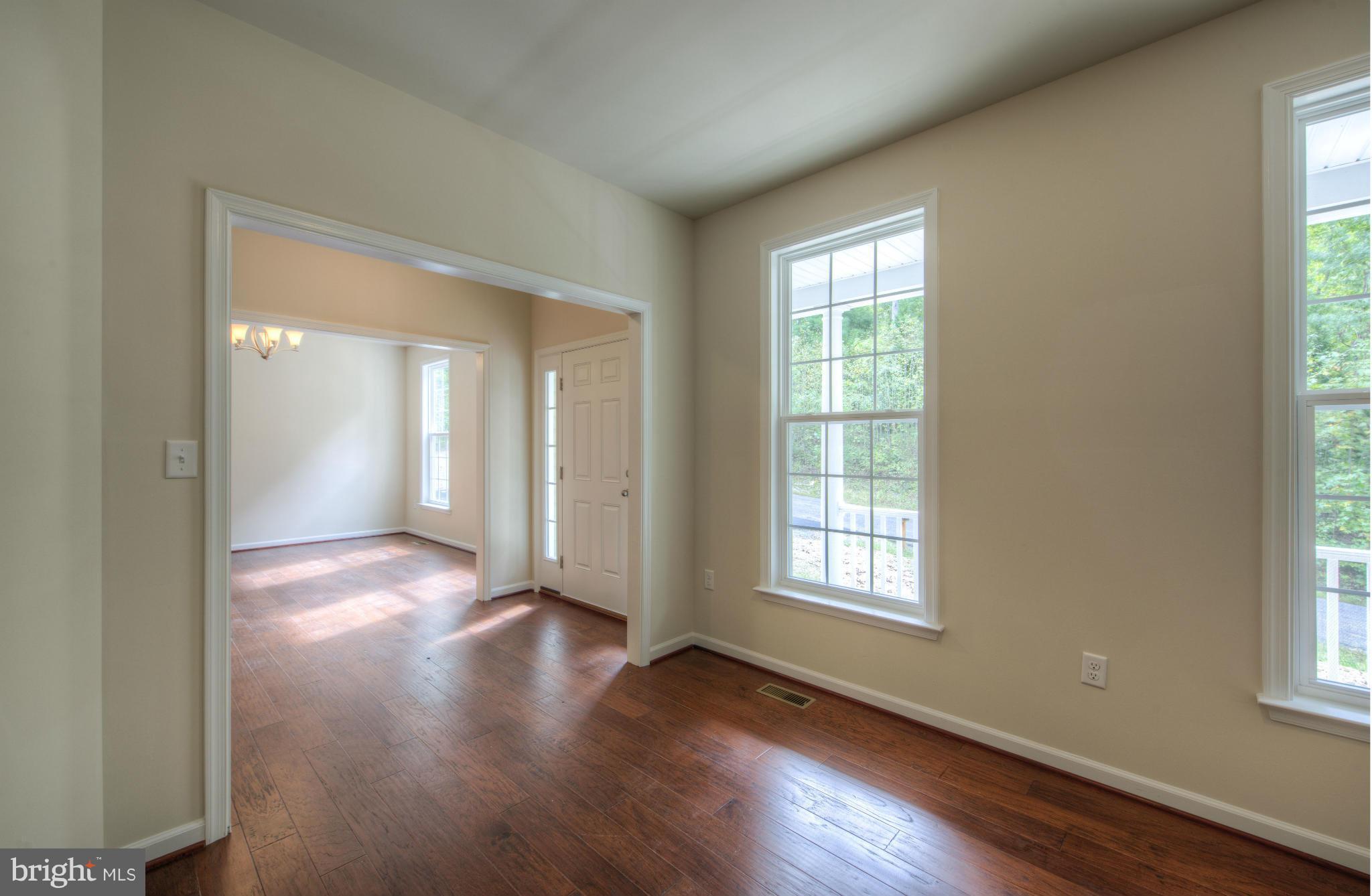 18337 Sharon Road Triangle, VA 22172 - Photo 16 of 29 Dining Room- Similar to home being built