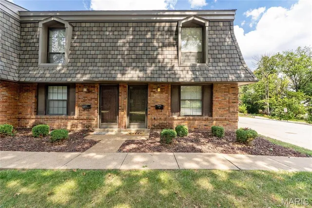 $163,500 | 1905 Mansard Drive, St. Louis, MO 63125