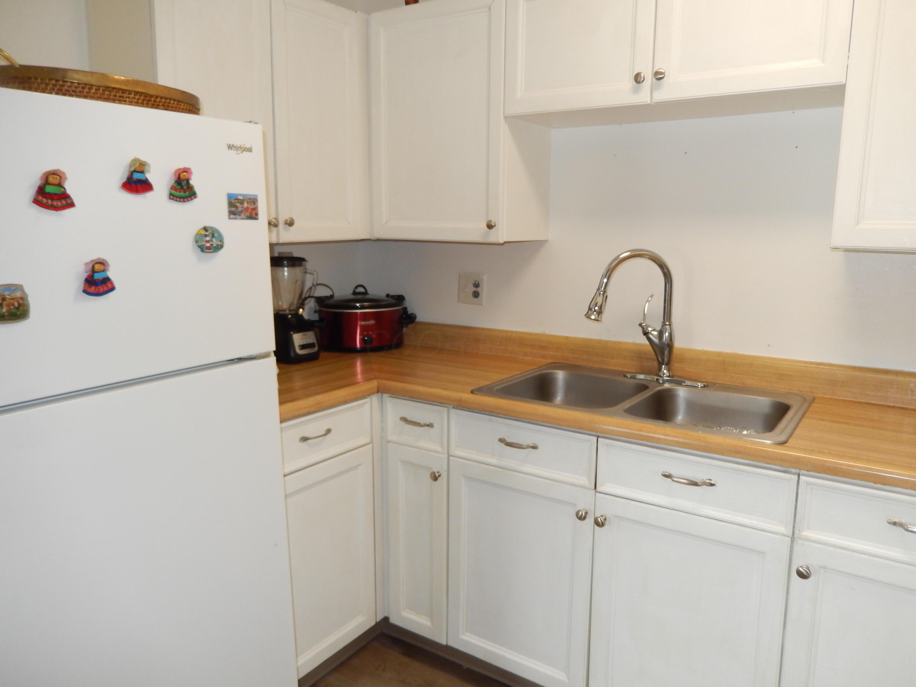 3941 Karl Road, Unit 322 Columbus, OH 43224 - Photo 13 of 42 Kitchen