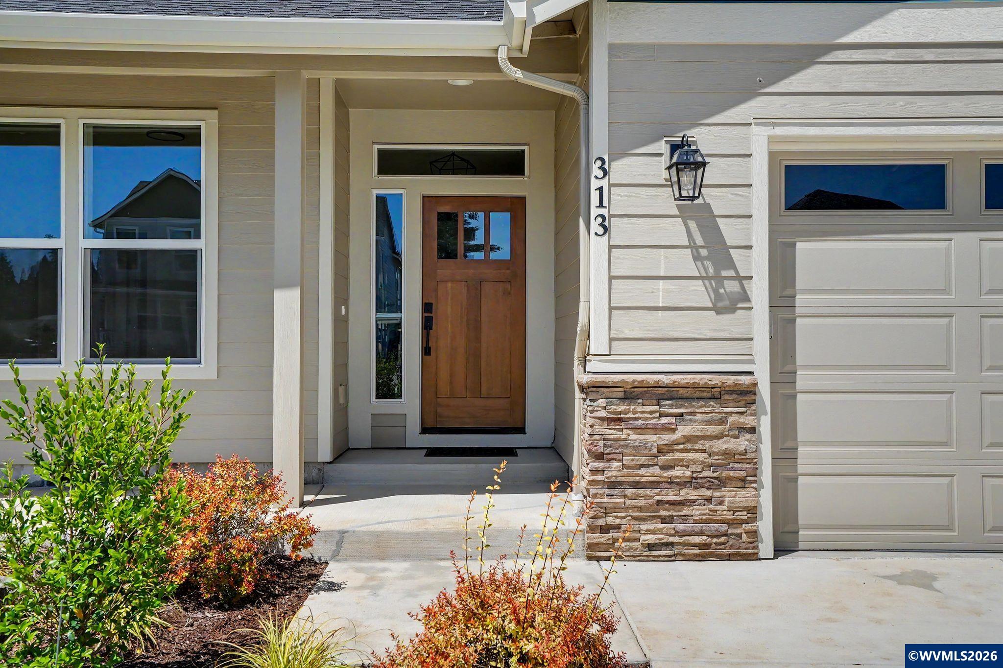 313 Northeast Clay Street Sublimity, OR 97385 - Photo 5 of 50