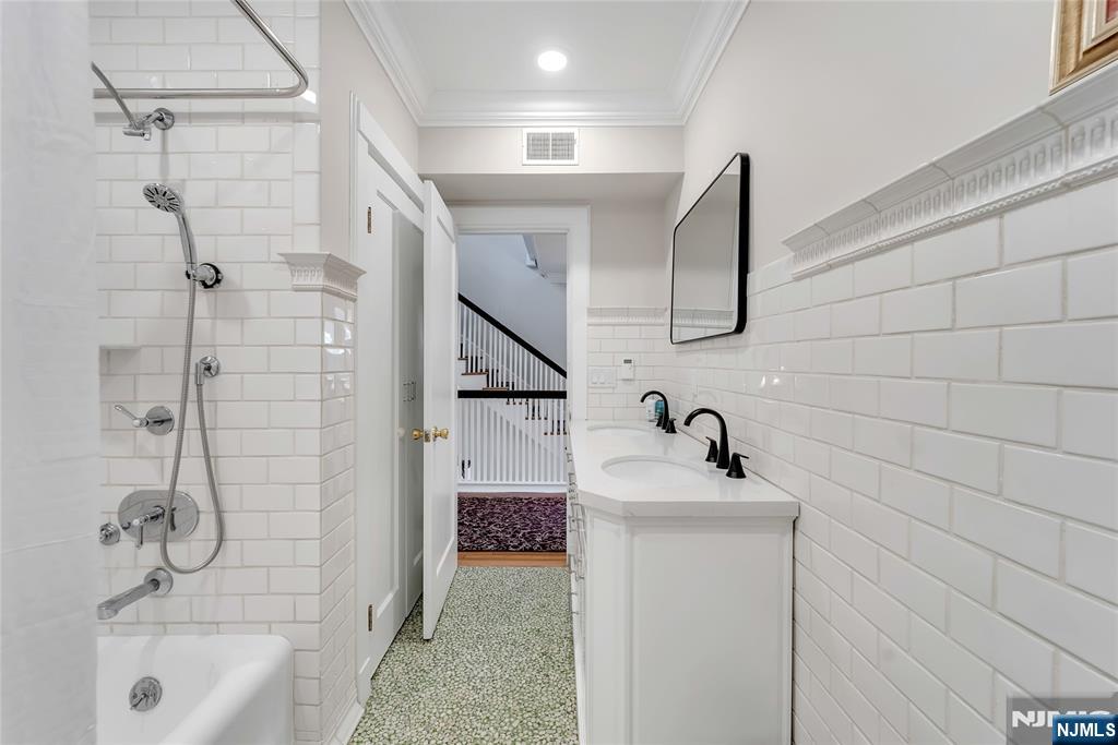 269 Bellair Road Ridgewood, NJ 07450 - Photo 25 of 48