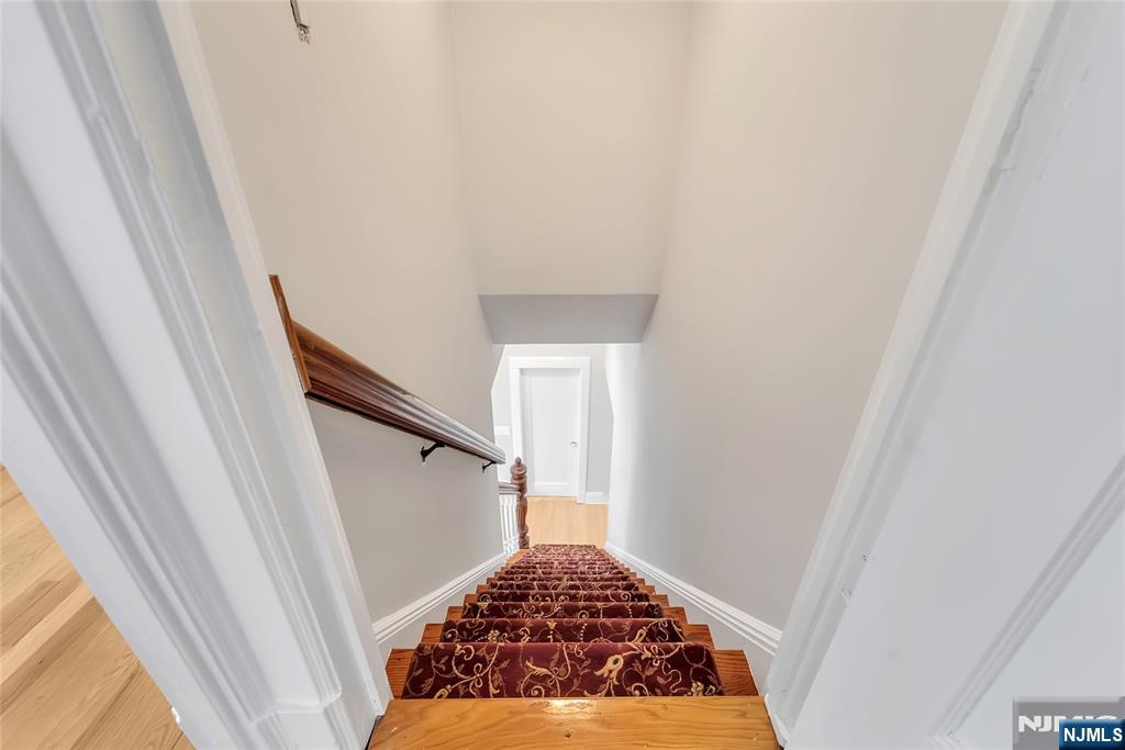 269 Bellair Road Ridgewood, NJ 07450 - Photo 27 of 48