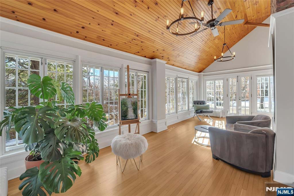 269 Bellair Road Ridgewood, NJ 07450 - Photo 4 of 48