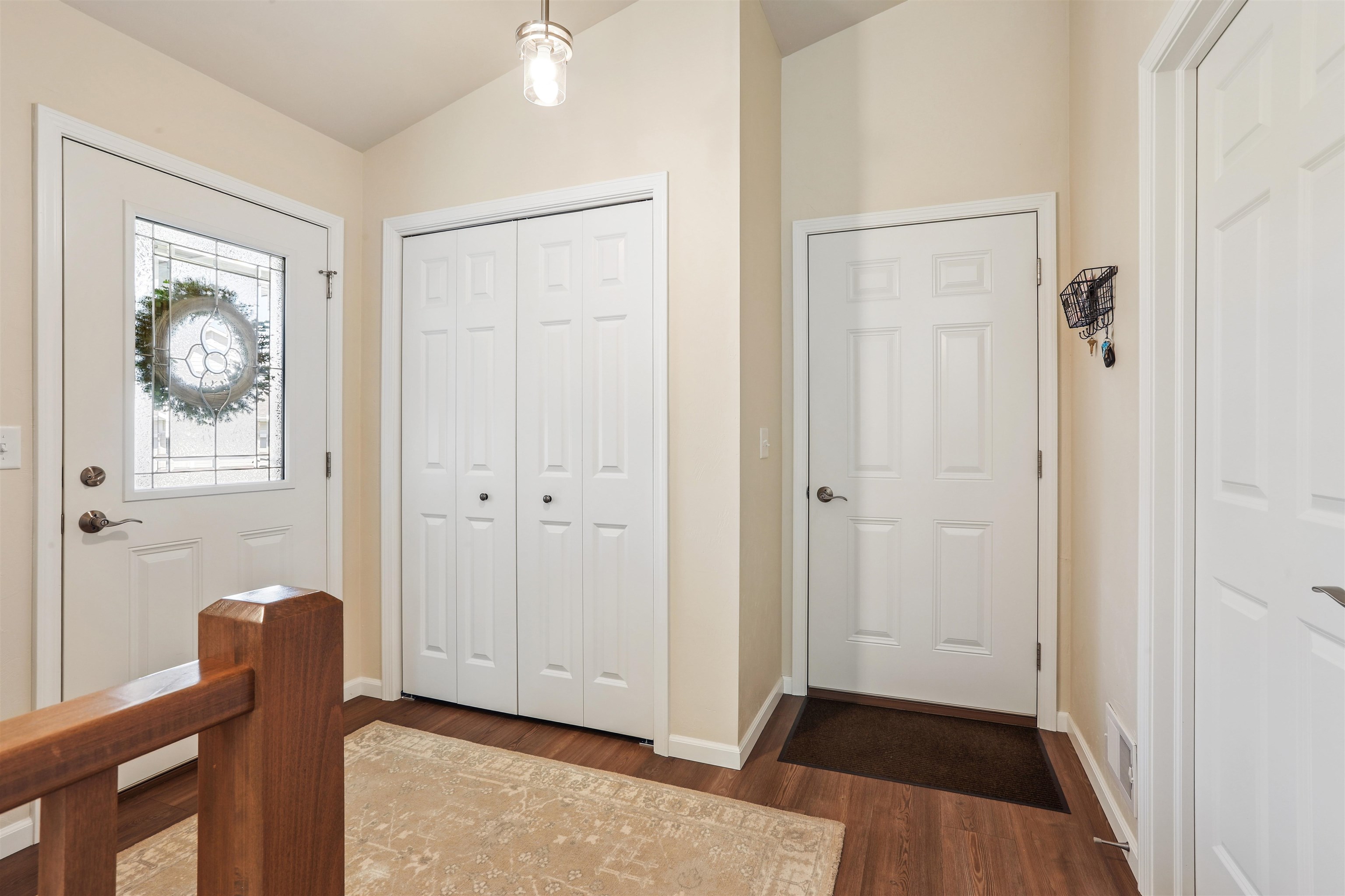 2723 River Lane Two Rivers, WI 54241 - Photo 3 of 28
