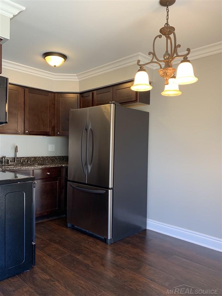 8401 18 18 Mile Road, Unit 202 Sterling Heights, MI 48313 - Photo 10 of 14