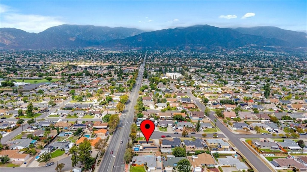 8715 Lurline Street Rancho Cucamonga, CA 91701 - Photo 41 of 41 an aerial view of residential house and green space