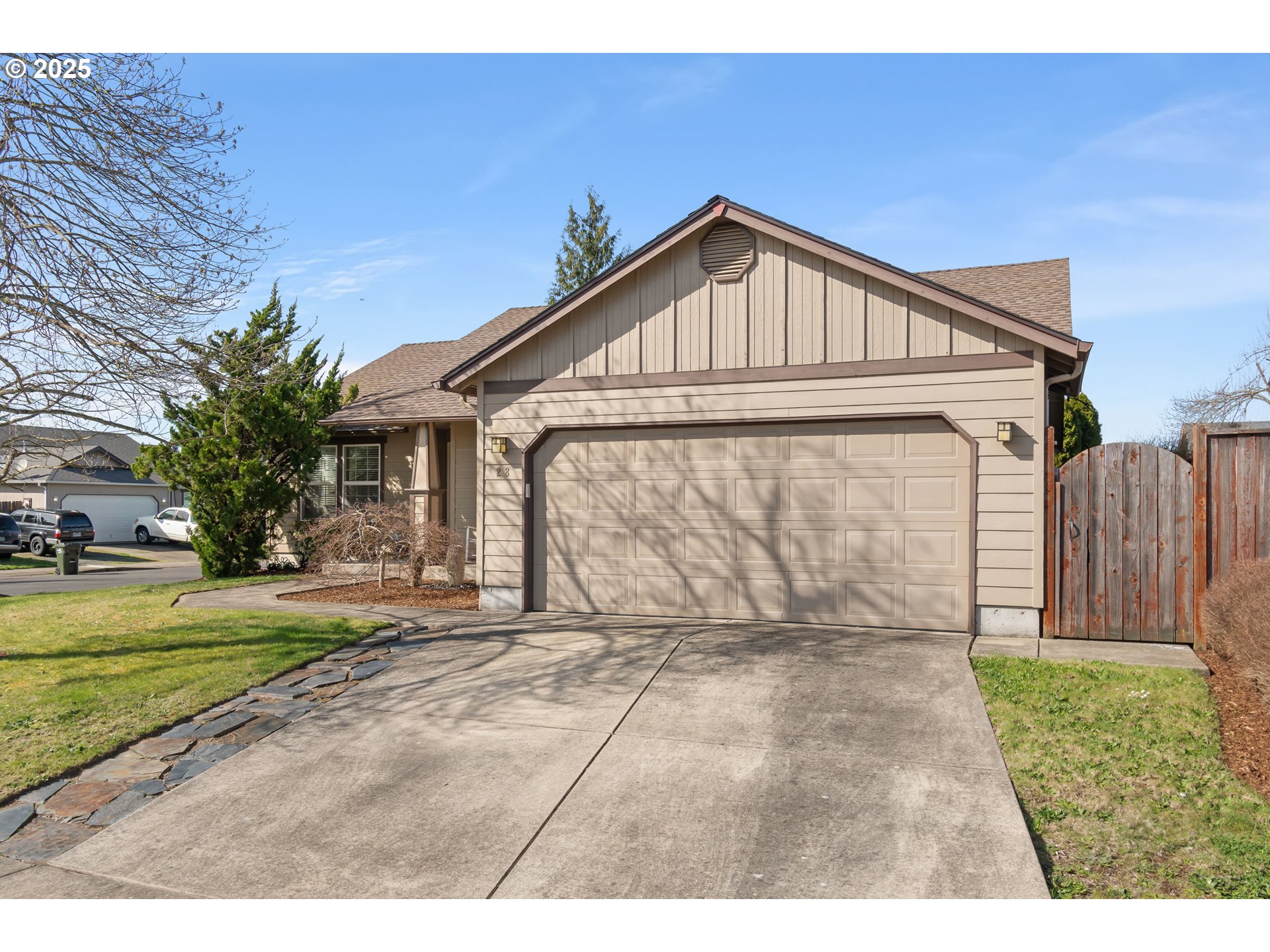 28 Honer Loop Creswell, OR 97426 - Photo 3 of 42 Gallery Image 3