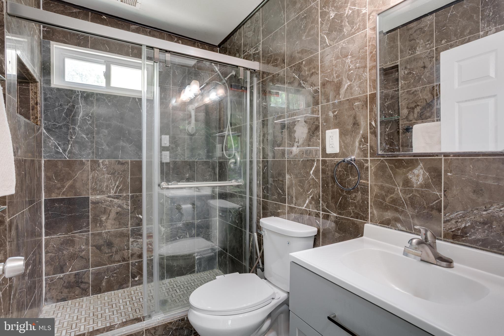 11701 Braddock Road Fairfax, VA 22030 - Photo 25 of 70