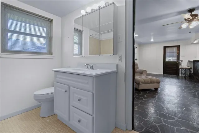 $265,000 | 413 Arnold Avenue, River Ridge, LA 70123