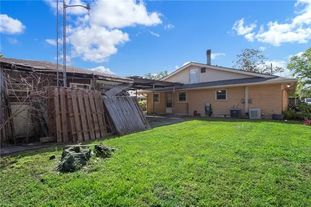 $265,000 | 413 Arnold Avenue, River Ridge, LA 70123