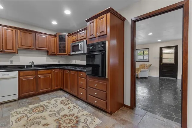 $265,000 | 413 Arnold Avenue, River Ridge, LA 70123