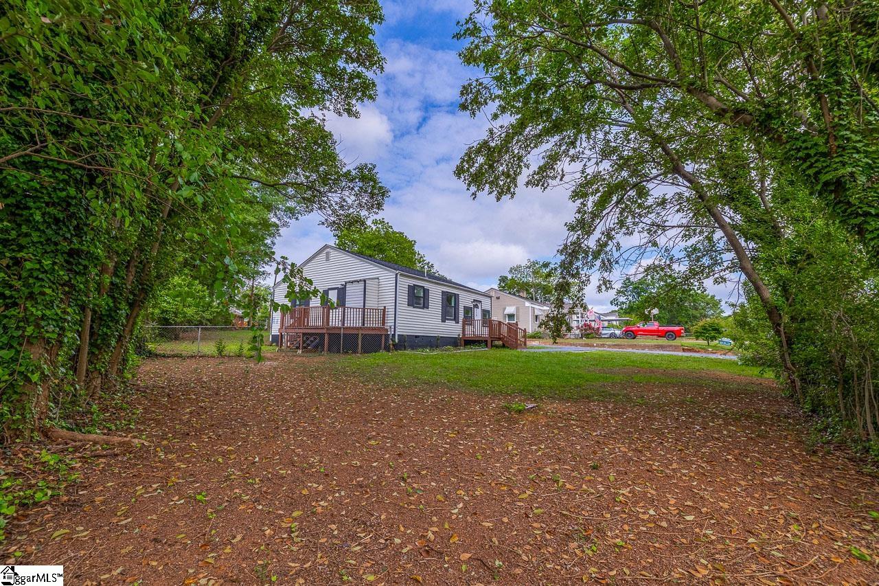 510 Houston Street Spartanburg, SC 29303 - Photo 5 of 35