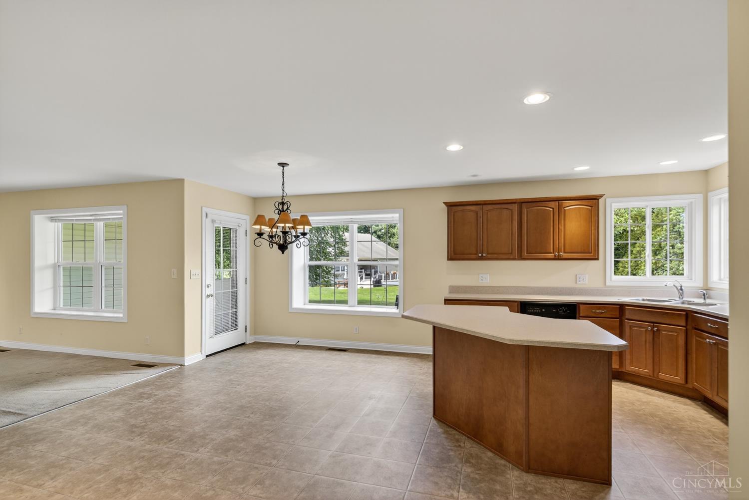 6150 Rapid Run Road Cincinnati, OH 45233 - Photo 17 of 55 Gallery Image 17