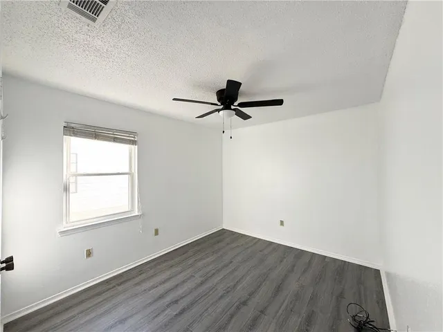 $1,500 | 2773 Mt Laurel Drive, Gretna, LA 70056