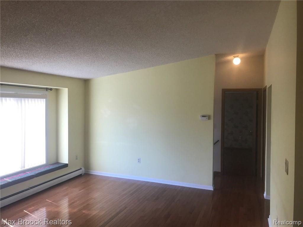 2297 London Bridge Drive, Unit 26 Rochester, MI 48307 - Photo 7 of 26