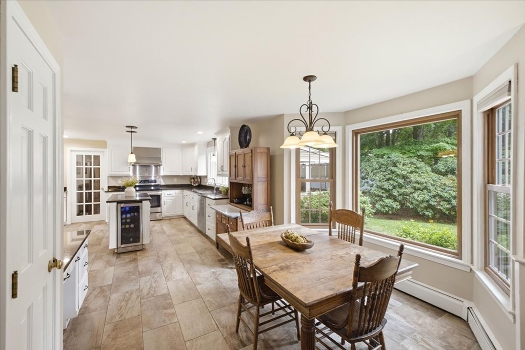 36 Wagon Road Walpole, MA 02081 - Photo 11 of 42