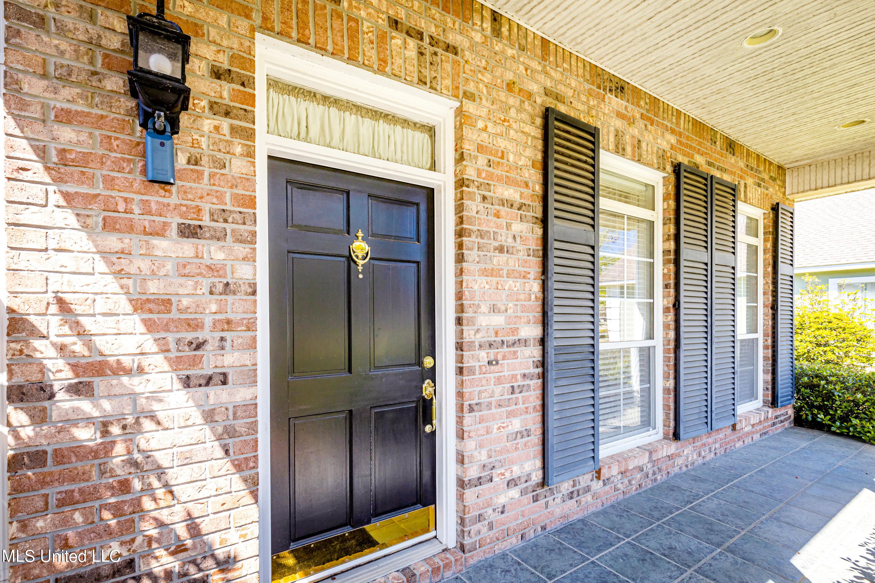 2545 Rue Palafox Biloxi, MS 39531 - Photo 60 of 63 IMG_9783