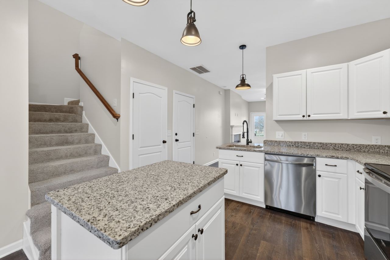 804 Indian Ridge Circle White House, TN 37188 - Photo 13 of 42