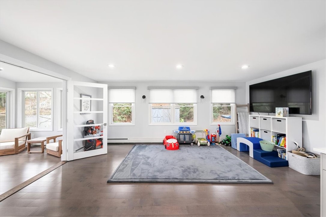 24 Breezy Knoll Road Smithfield, RI 02828 - Photo 16 of 37