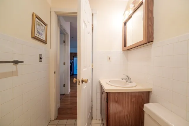 $574,000 | 74 Gilman Street, Unit 1, Somerville, MA 02145