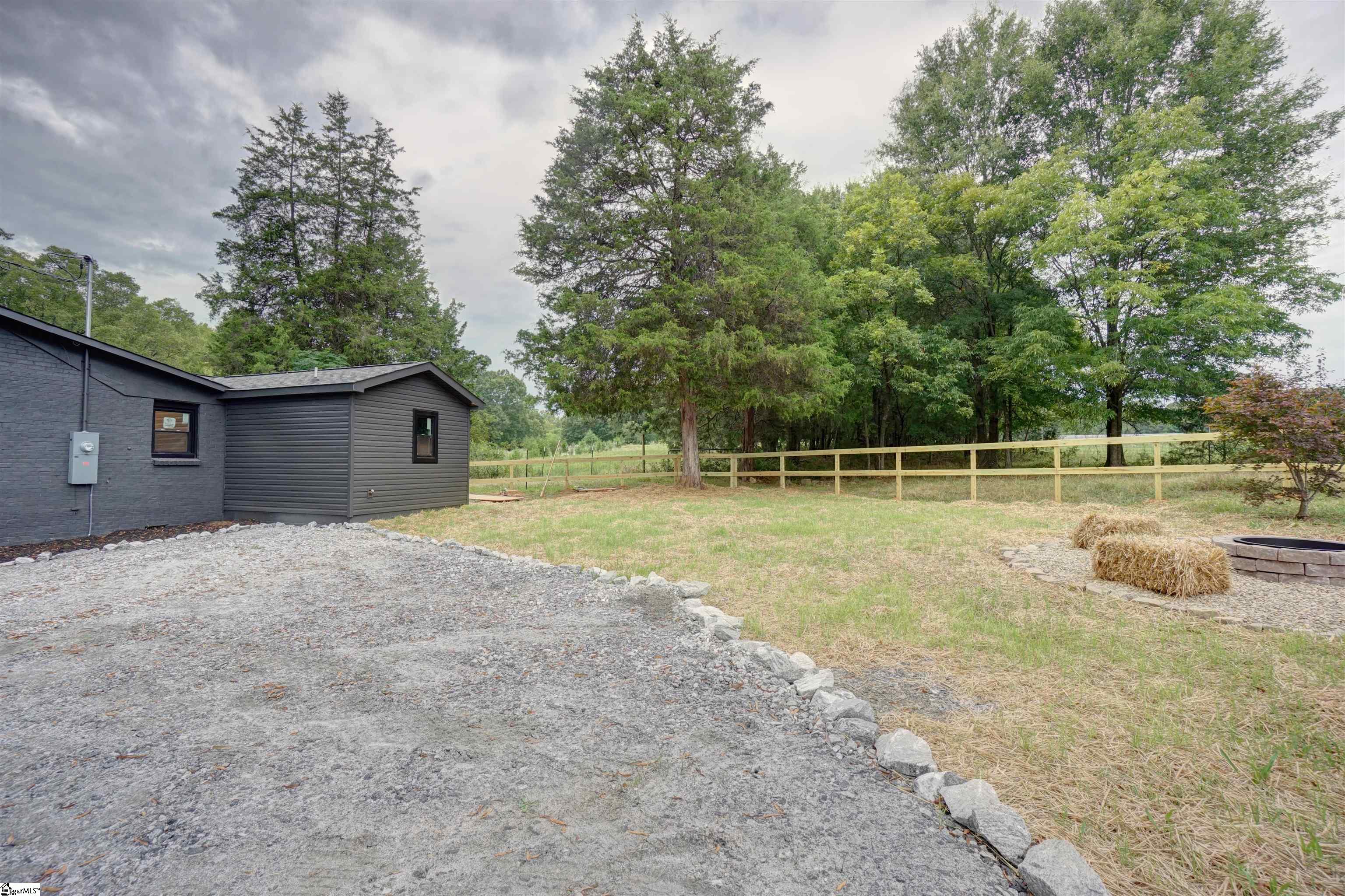 2050 Highway 418 Pelzer, SC 29669 - Photo 16 of 18