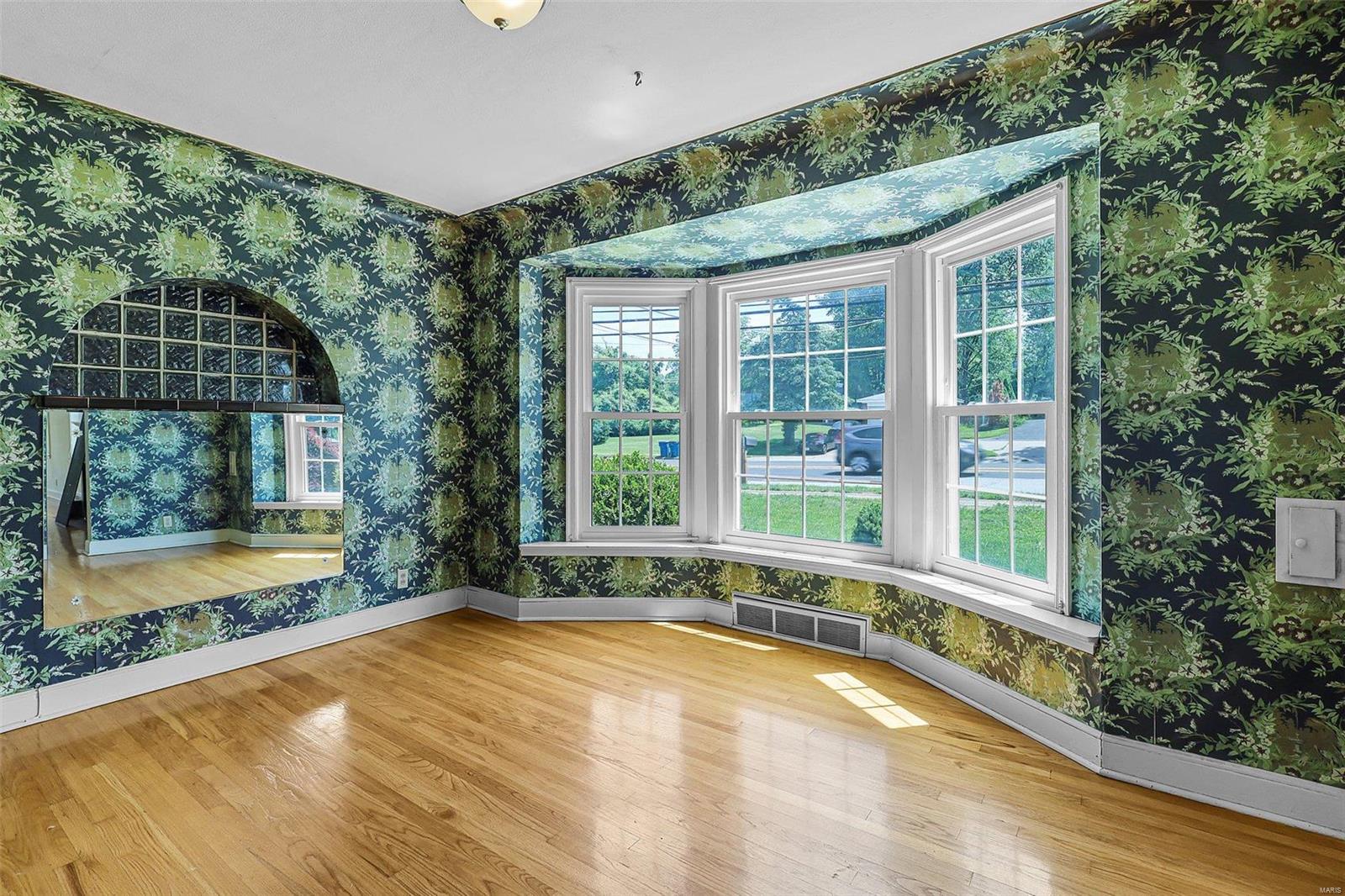 9717 Sappington Road St. Louis, MO 63128 - Photo 11 of 38