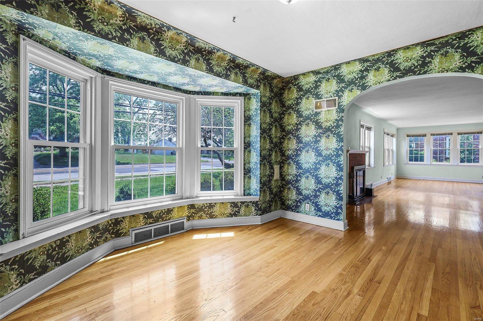 9717 Sappington Road St. Louis, MO 63128 - Photo 14 of 38