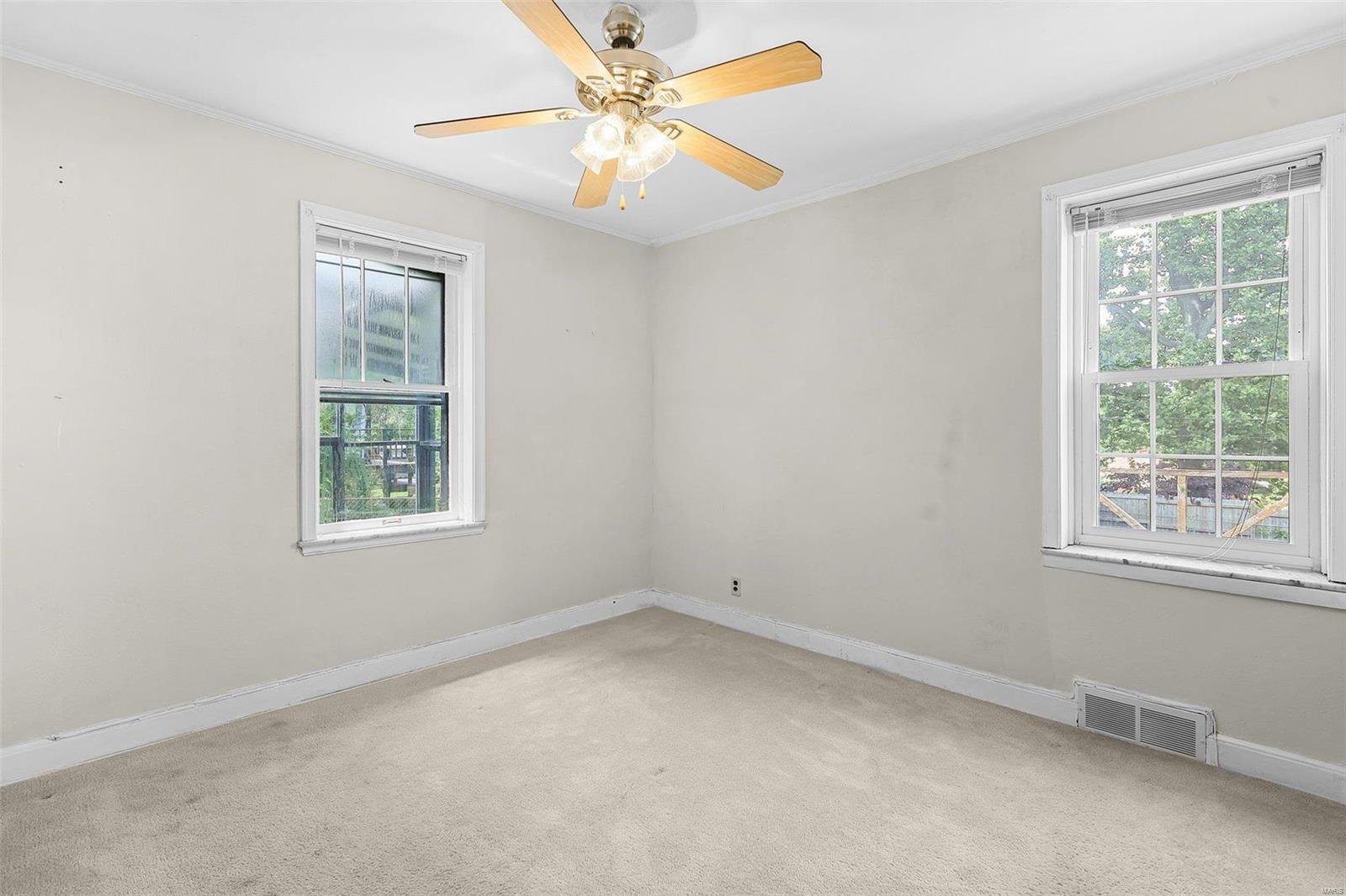 9717 Sappington Road St. Louis, MO 63128 - Photo 22 of 38