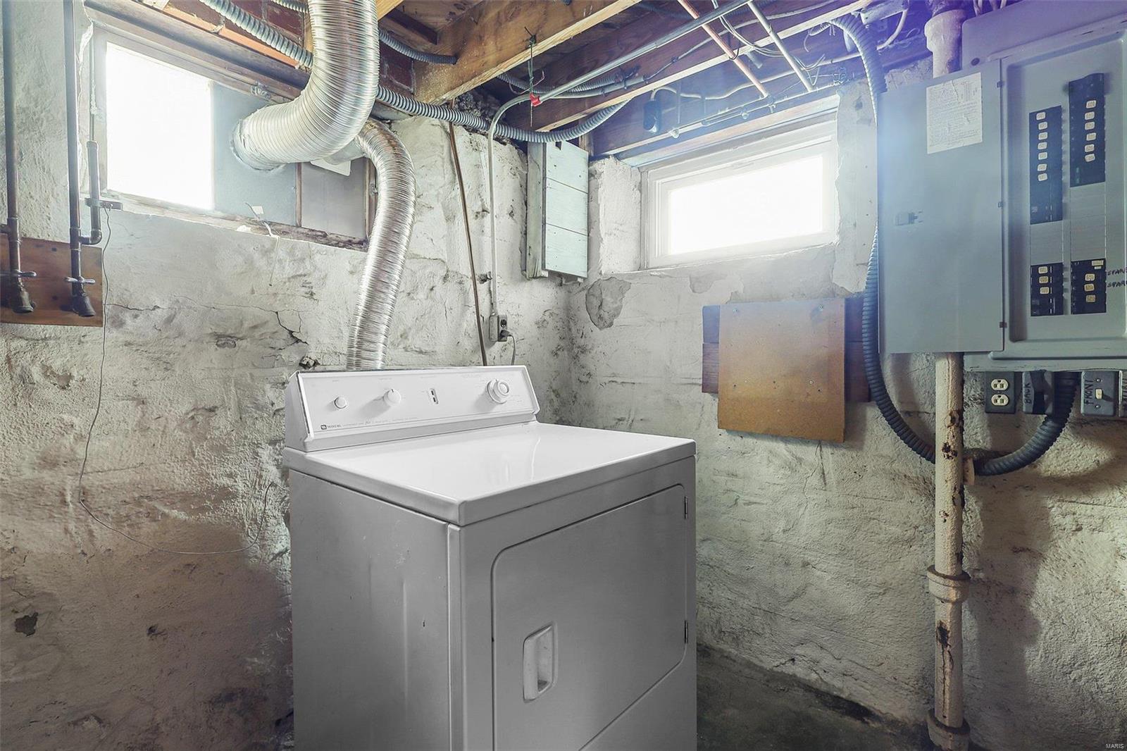 9717 Sappington Road St. Louis, MO 63128 - Photo 34 of 38