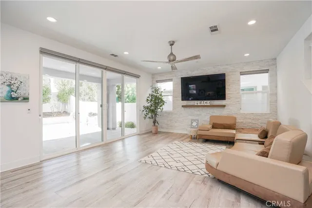 $949,000 | 4128 Pompia Way, Corona, CA 92883