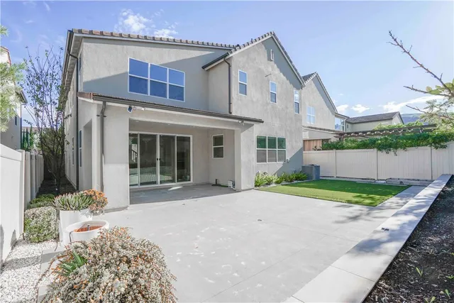 $949,000 | 4128 Pompia Way, Corona, CA 92883