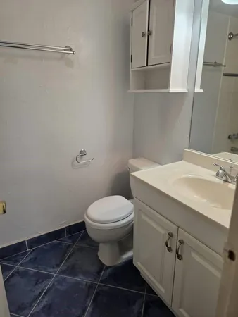 $3,150 | 1001 Three Islands Boulevard, Hallandale Beach, FL 33009