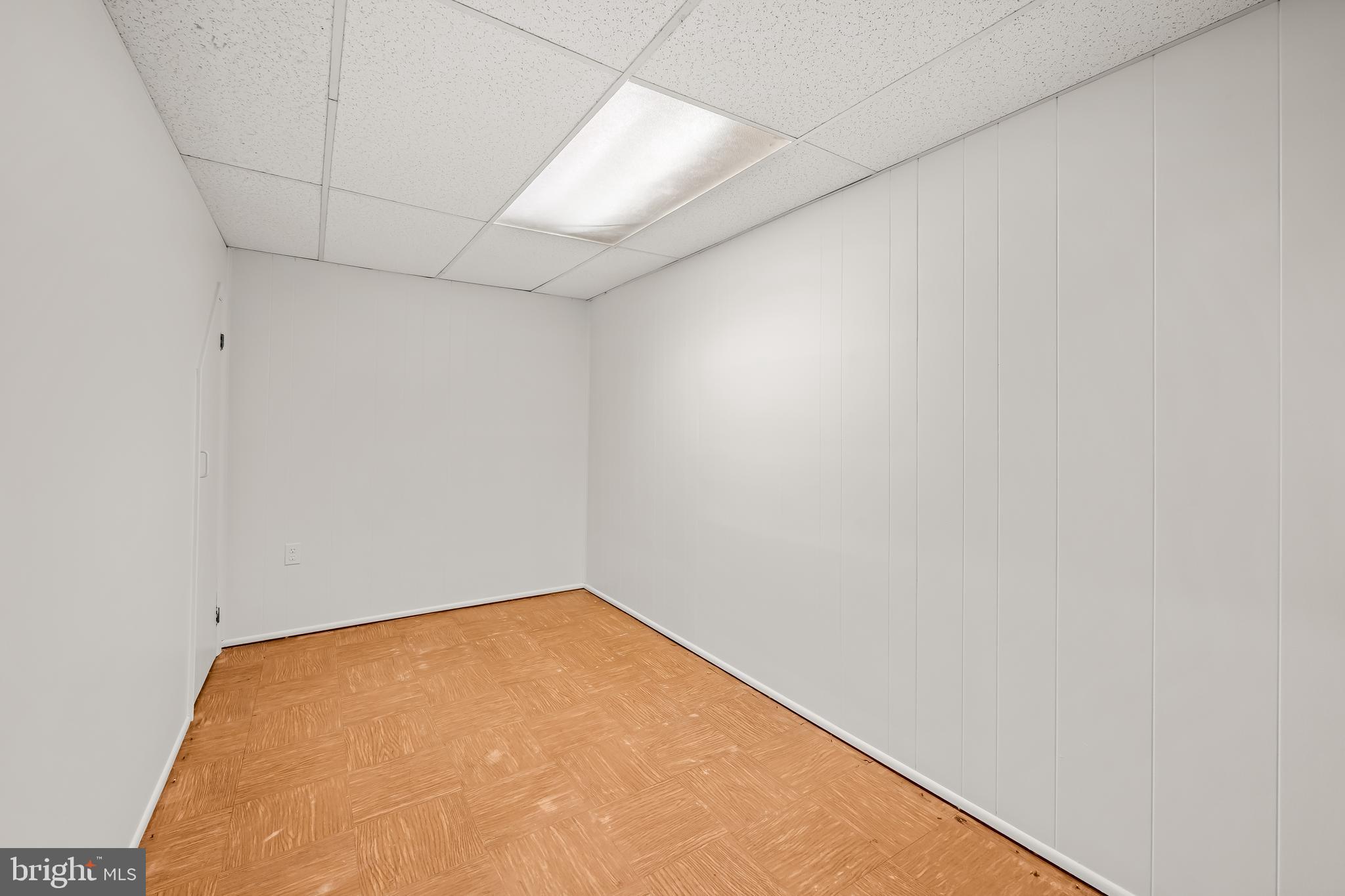 3407 Birch Hollow Road Baltimore, MD 21208 - Photo 45 of 47 a view of empty room
