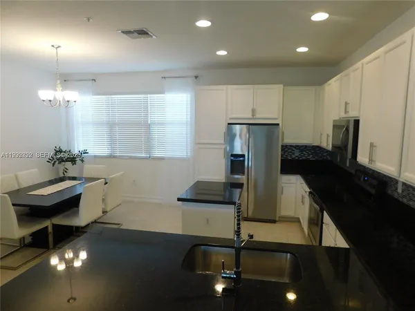 $3,600 | 11317 Southwest 15th Street, Unit 11317, Pembroke Pines, FL 33025