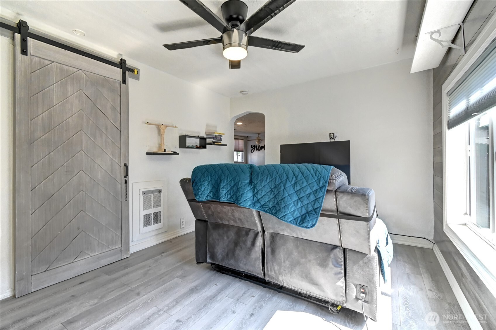 2327 Harrison Avenue Everett, WA 98201 - Photo 4 of 21 a living room with furniture and a window