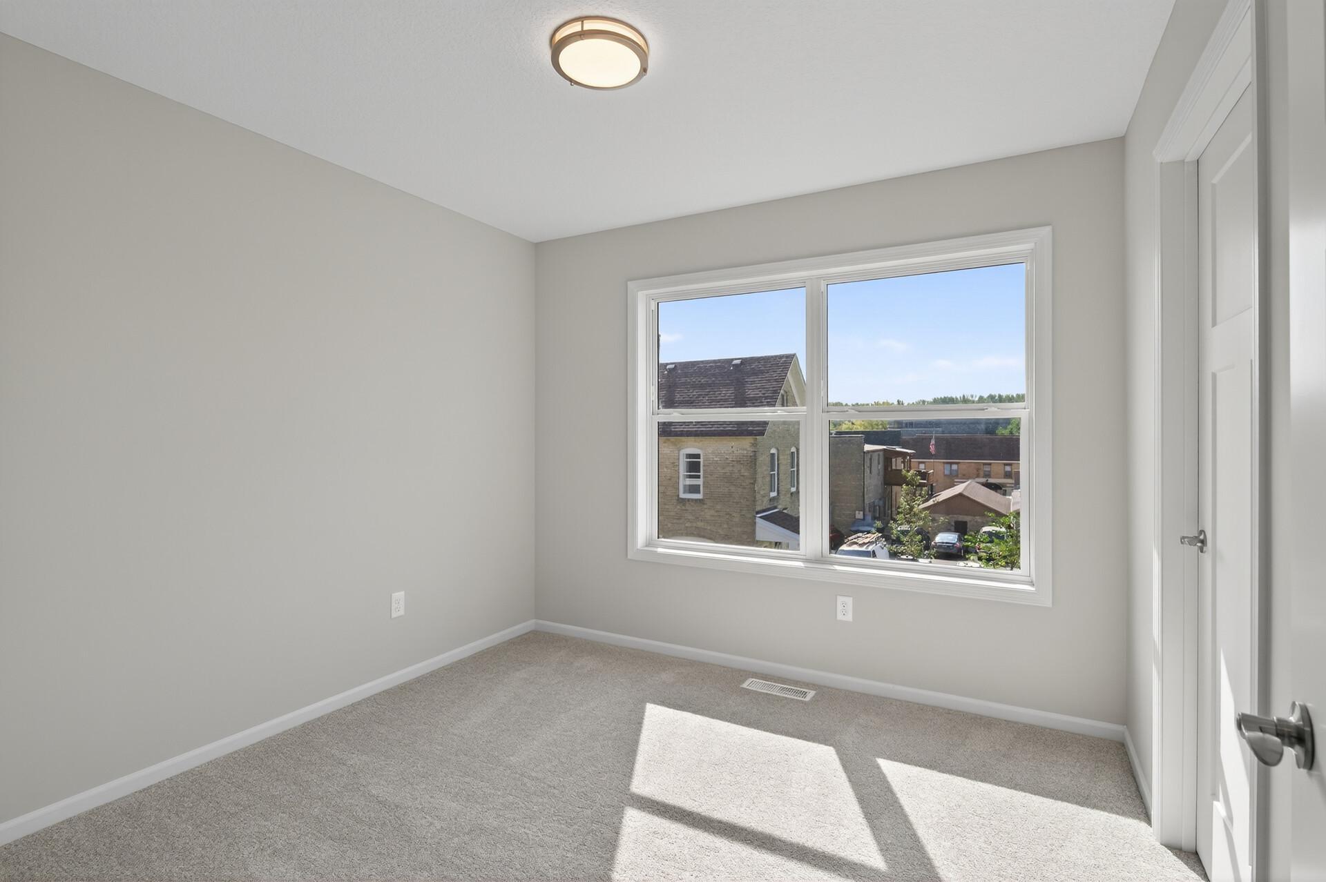 215 North Walnut Street Chaska, MN 55318 - Photo 22 of 28