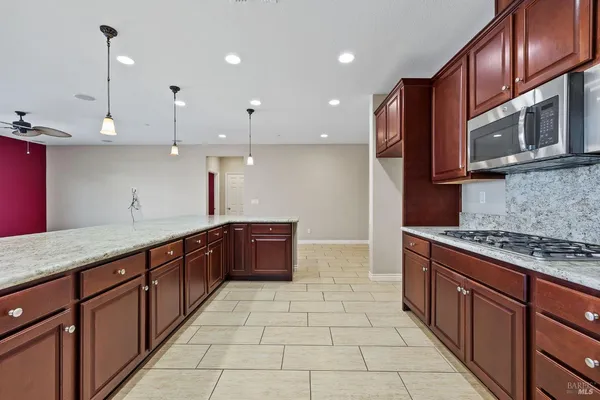 $700,000 | 5282 Jacque Bell Lane, Fairfield, CA 94533