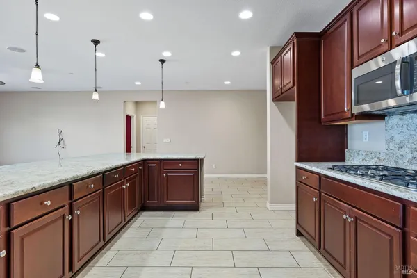 $700,000 | 5282 Jacque Bell Lane, Fairfield, CA 94533