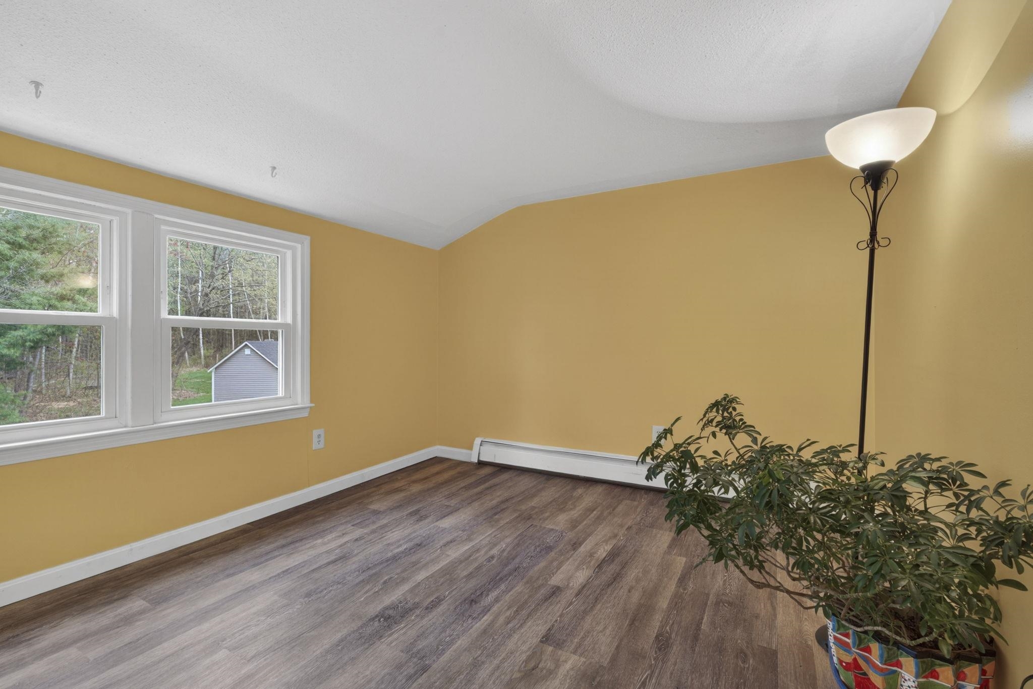 172 Warner Hill Road Derry, NH 03038 - Photo 18 of 39
