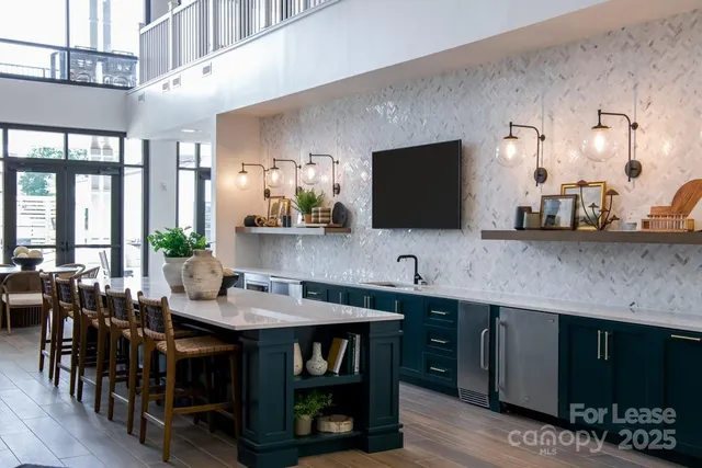 $1,726 | 6010 Jasmine Lane, Unit A2, Charlotte, NC 28262