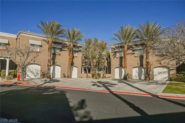 $2,300 | 9108 Vista Greens Way, Unit 104, Las Vegas, NV 89134