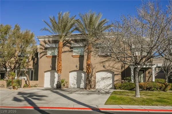 $2,300 | 9108 Vista Greens Way, Unit 104, Las Vegas, NV 89134