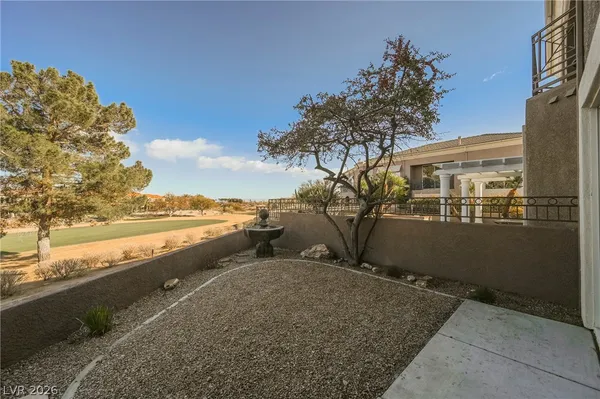 $2,300 | 9108 Vista Greens Way, Unit 104, Las Vegas, NV 89134